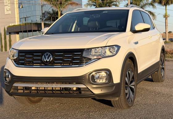 VOLKSWAGEN T-CROSS 1.4 250 TSI TOTAL FLEX HIGHLINE AUTOMÁTICO VOLKSWAGEN T-CROSS 1.4 250 TSI TOTAL FLEX HIGHLINE AUTOMÁTICO